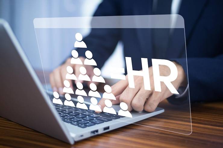 Управление персоналом и роль HR